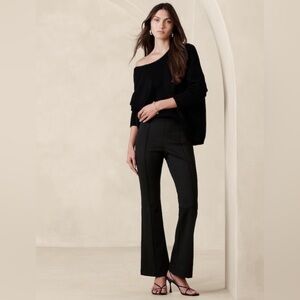 Banana Republic Flare Everywhere Ponte Black Pant Size Medium